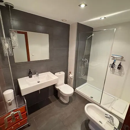 Duplex Amantes شقة تيرويل
